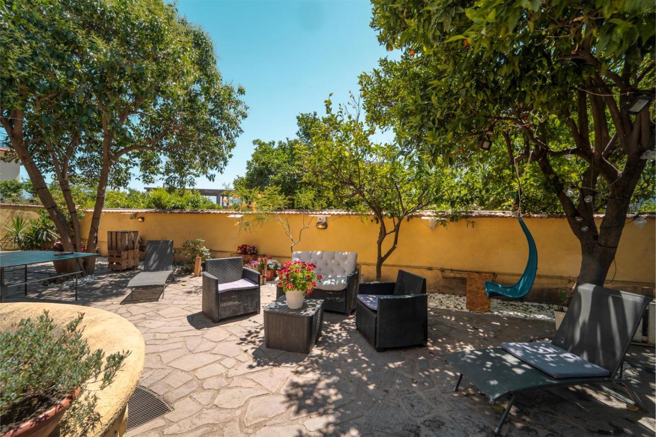 Domus Vesuvia Bed & Breakfast Torre Annunziata Exterior photo